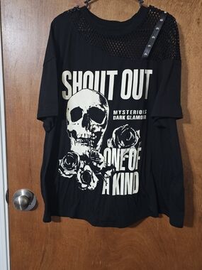 ROMWE Black Graphic Skull Mesh-Detail Tee